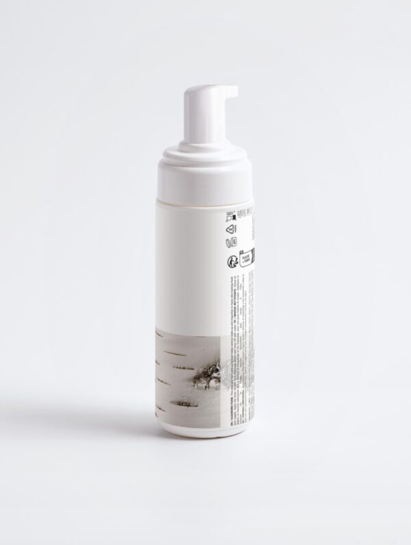 Purely Foaming Cleanser - Image 2